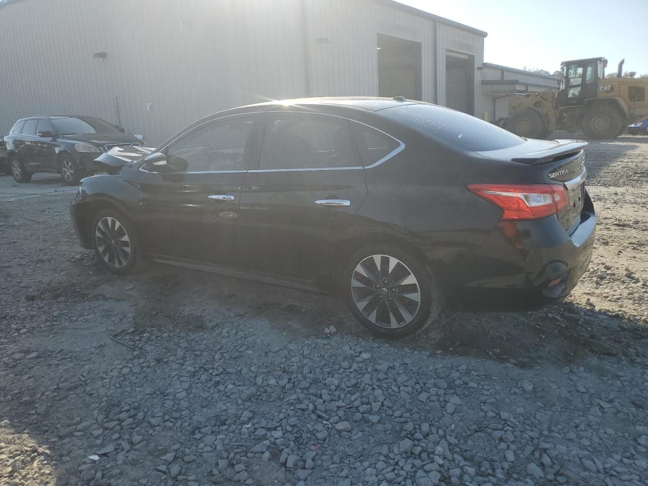 2019 Nissan Sentra S - foto 2
