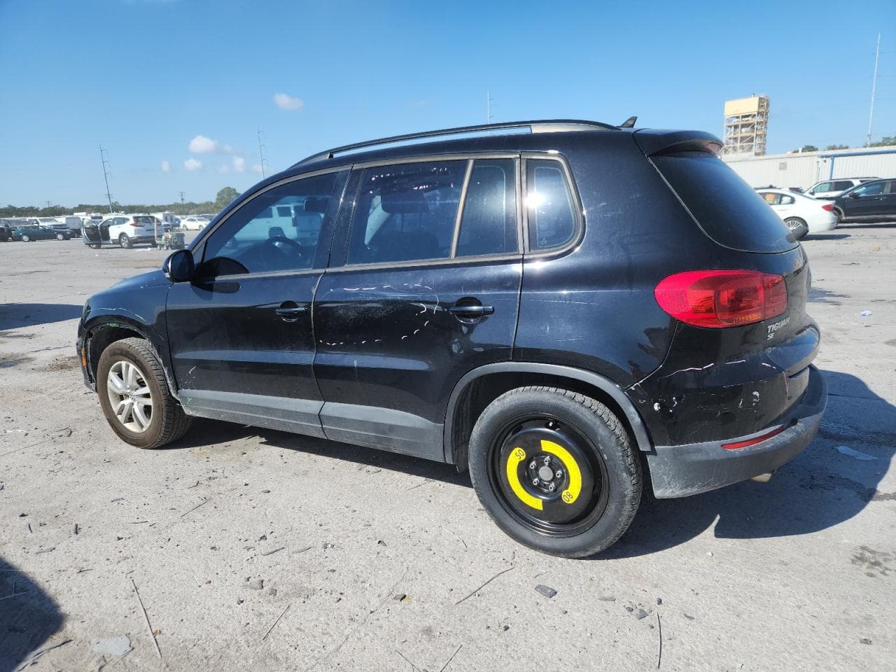 2017 Volkswagen Tiguan S - foto 2
