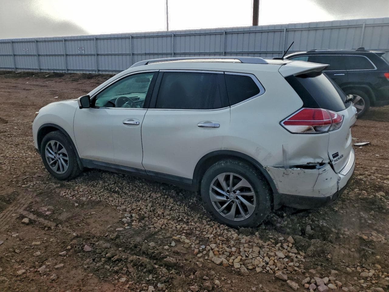 2014 Nissan Rogue S - foto 2
