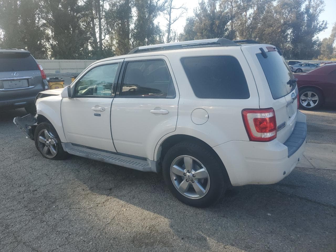 2010 Ford Escape Limited - foto 2