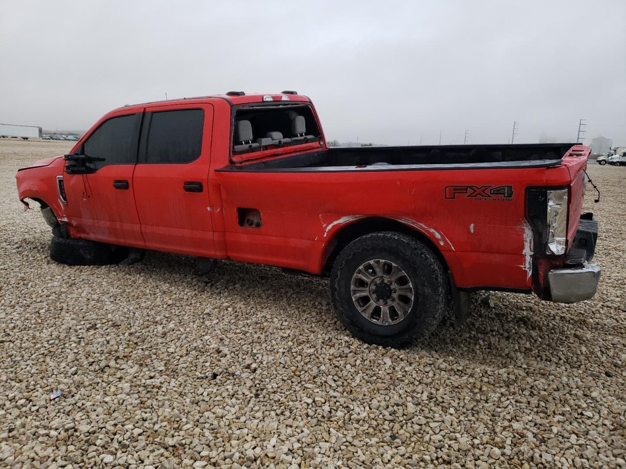 2022 Ford F350 Super Duty - foto 2