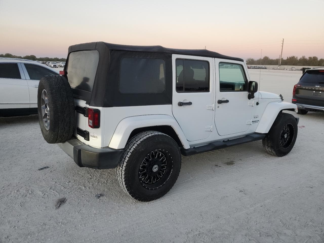 2017 Jeep Wrangler Unlimited Sahara - foto 3