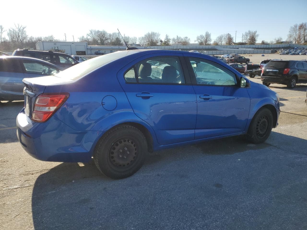 2017 Chevrolet Sonic Ls - foto 3
