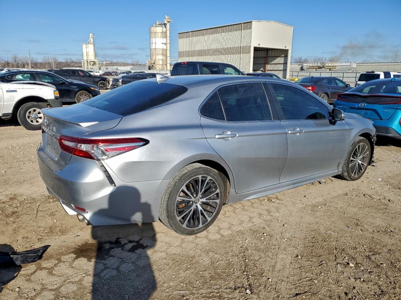 2019 Toyota Camry L - foto 3