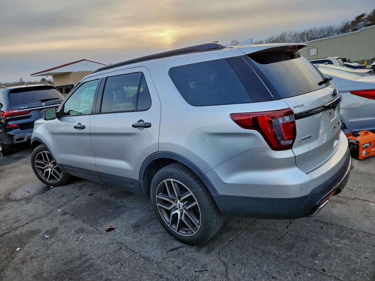 2016 Ford Explorer Sport - foto 2