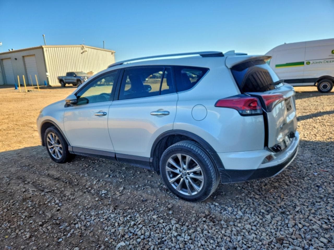 2016 Toyota Rav4 Limited - foto 2