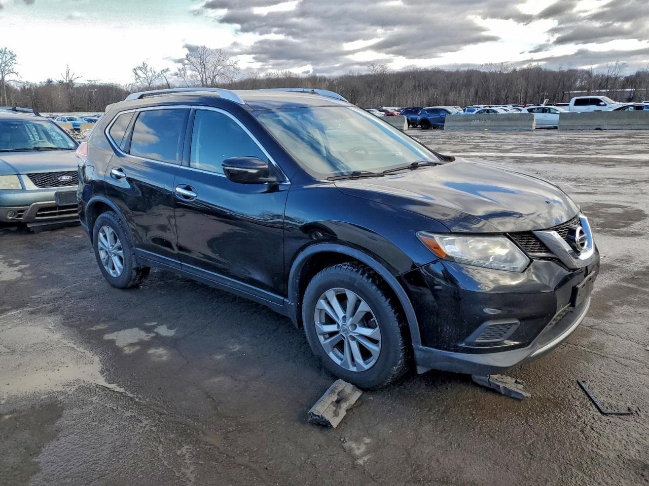 2015 Nissan Rogue S - foto 4