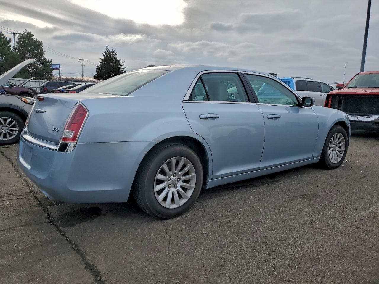 2013 Chrysler 300 - foto 3