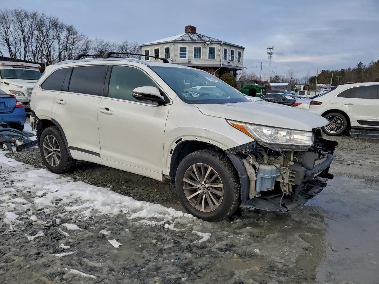 2017 Toyota Highlander Se - foto 4