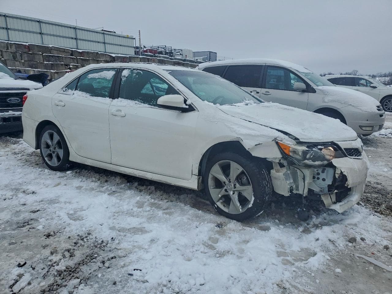 2014 Toyota Camry L - foto 4