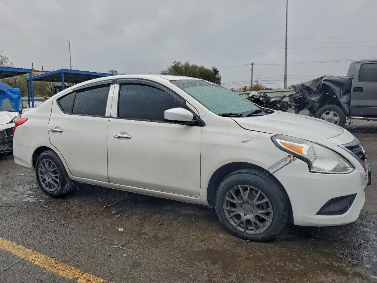 2017 Nissan Versa S - foto 4