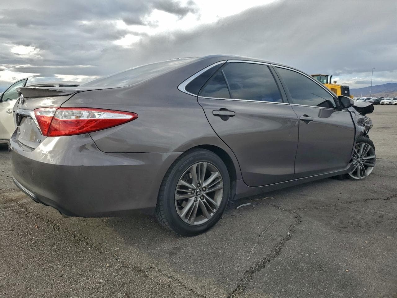 2015 Toyota Camry Le - foto 3