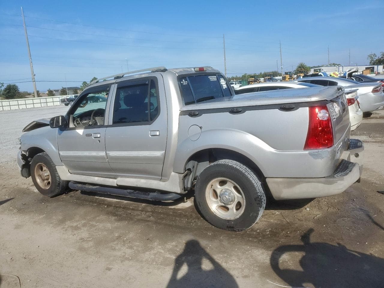 2003 Ford Explorer Sport Trac - foto 2