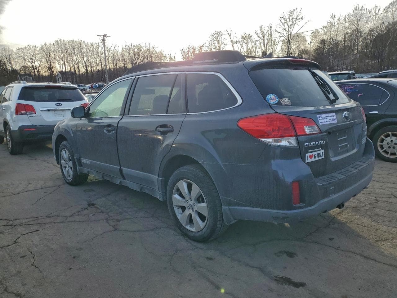 2012 Subaru Outback 3.6R Limited - foto 2