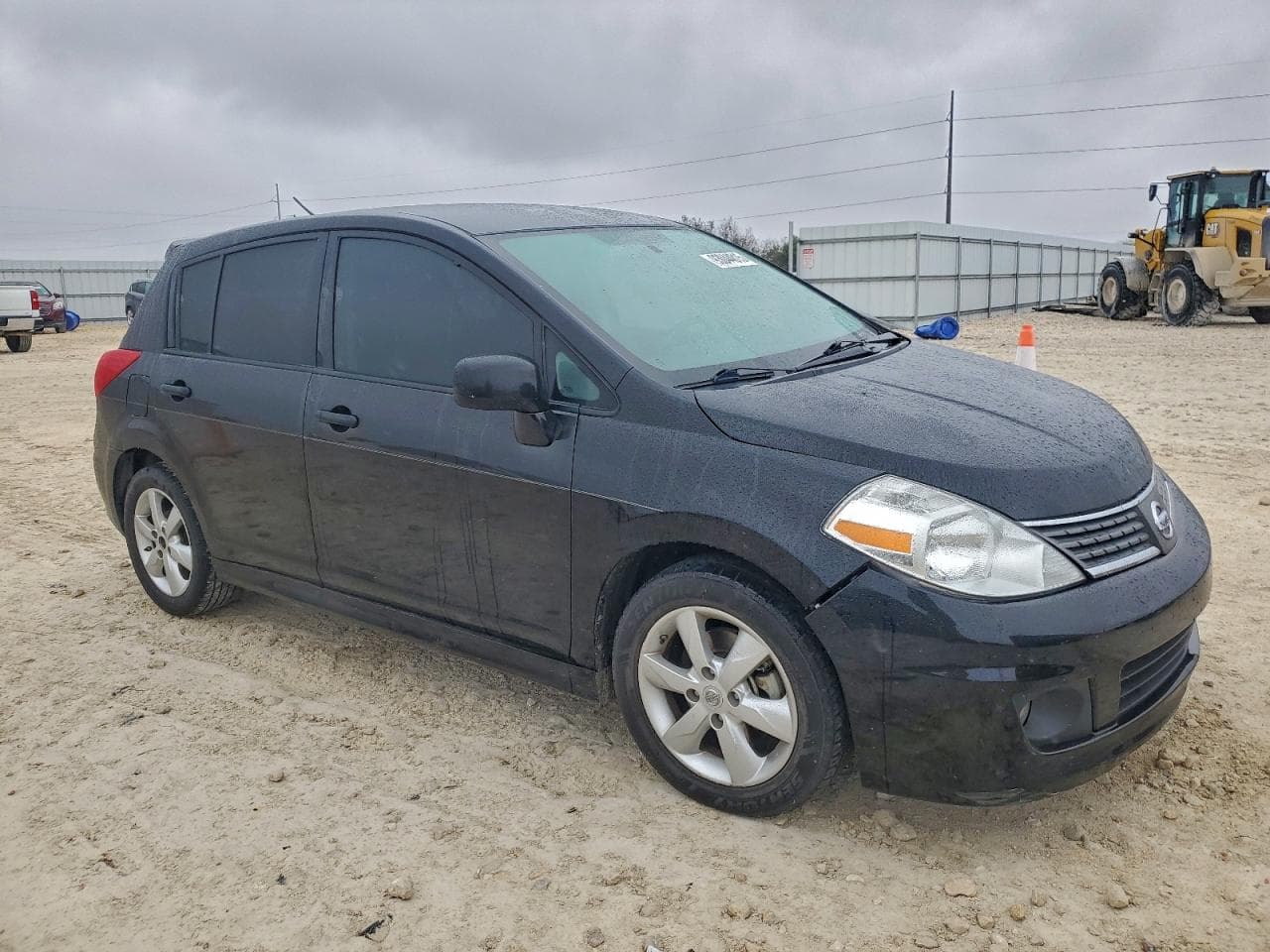 2010 Nissan Versa S - foto 4