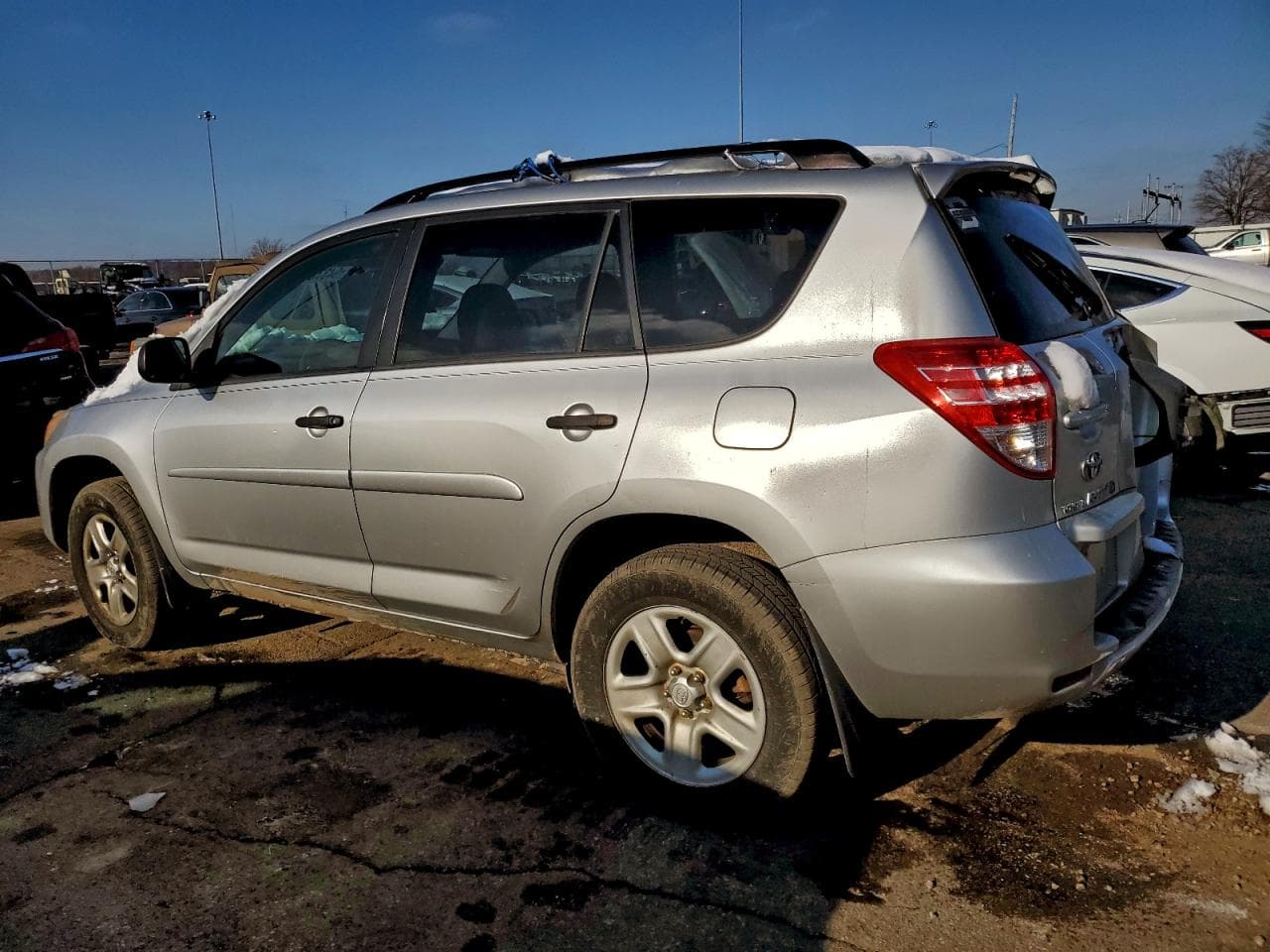 2010 Toyota Rav4 - foto 2