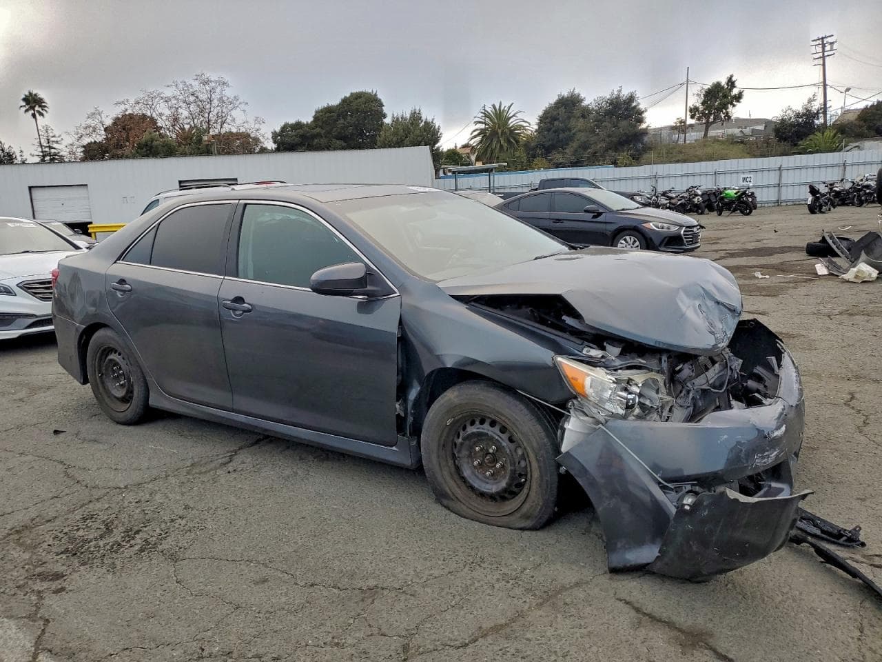 2014 Toyota Camry L - foto 4