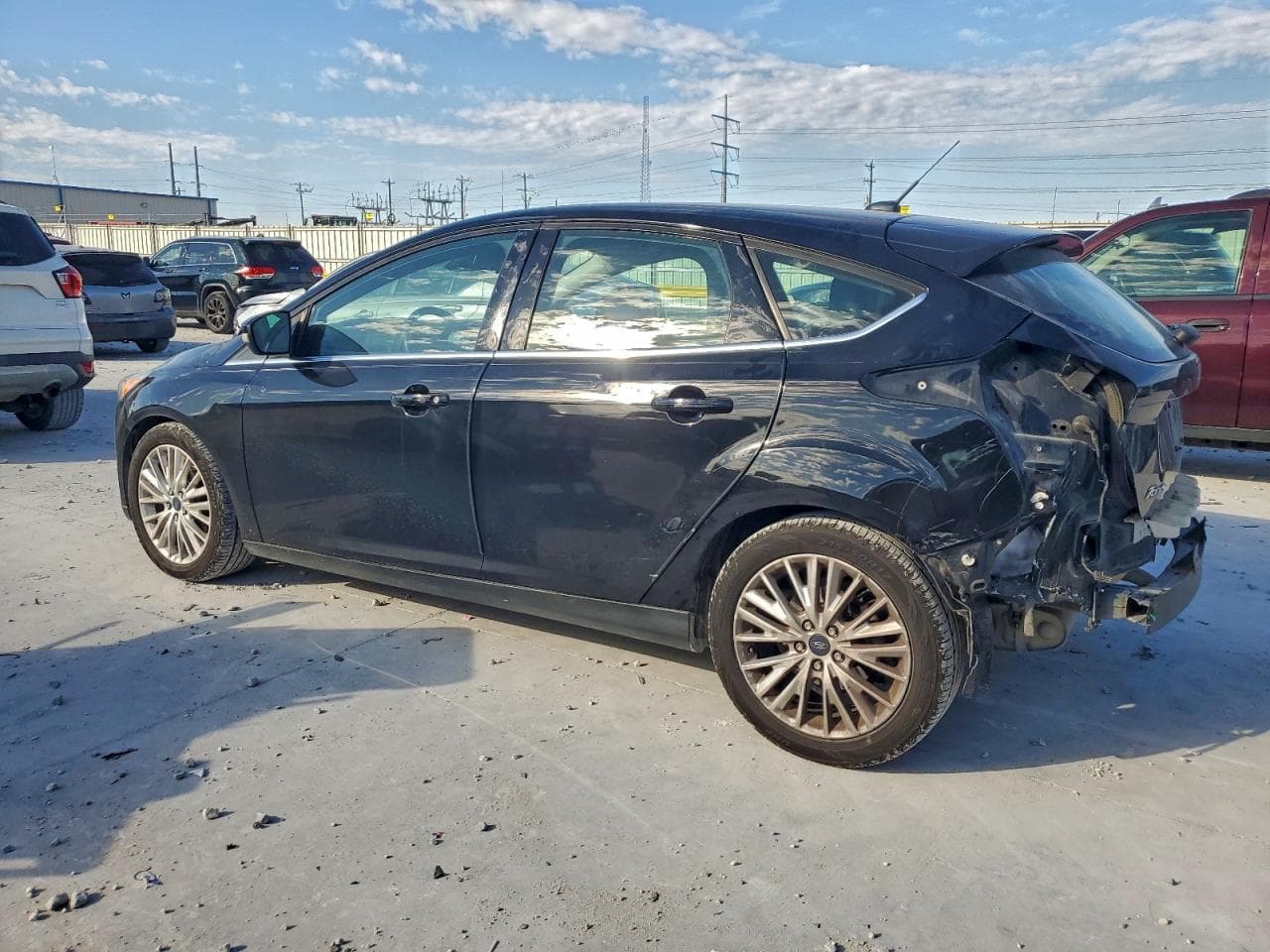 2017 Ford Focus Titanium - foto 2