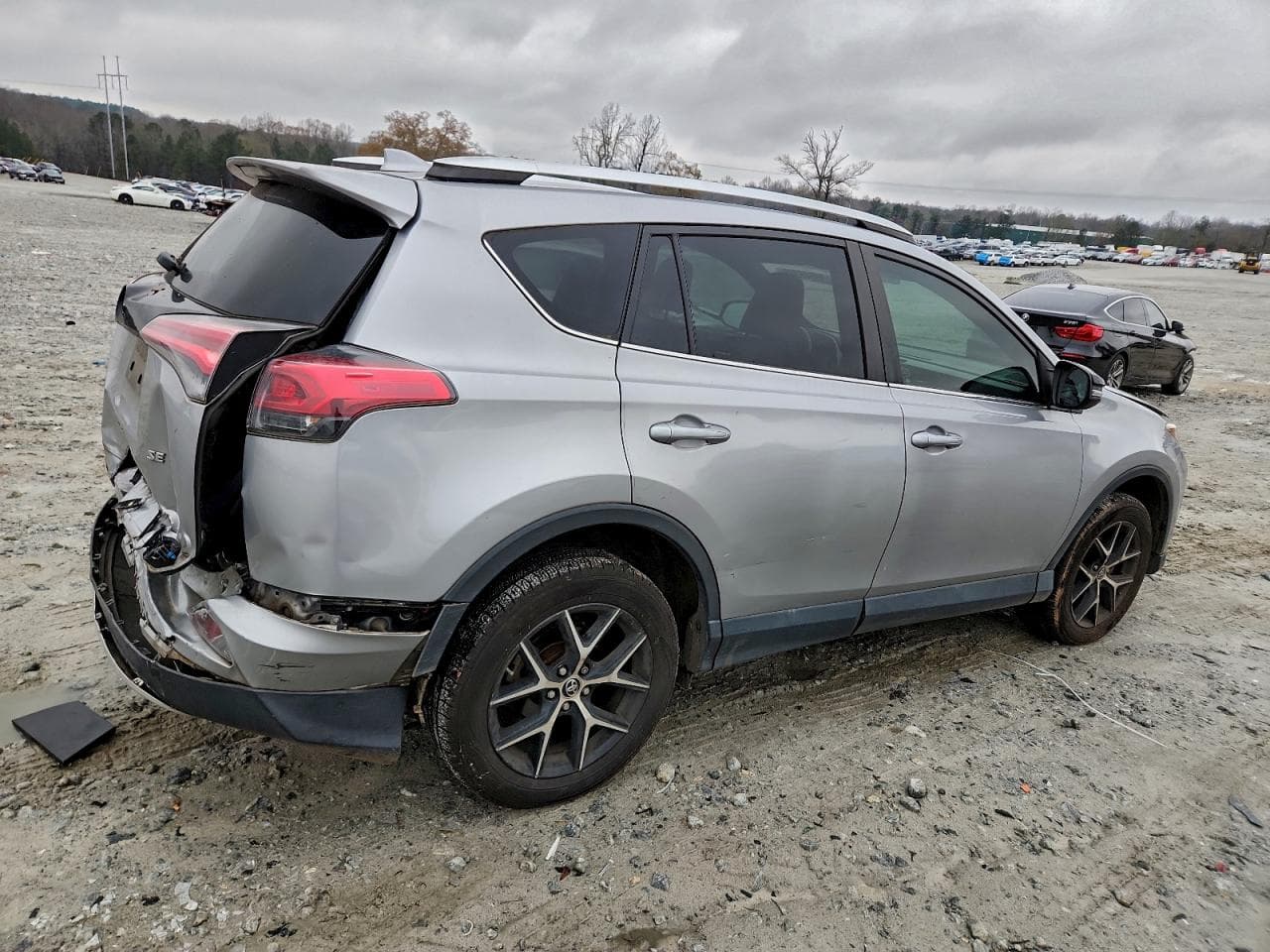 2016 Toyota Rav4 Se - foto 3