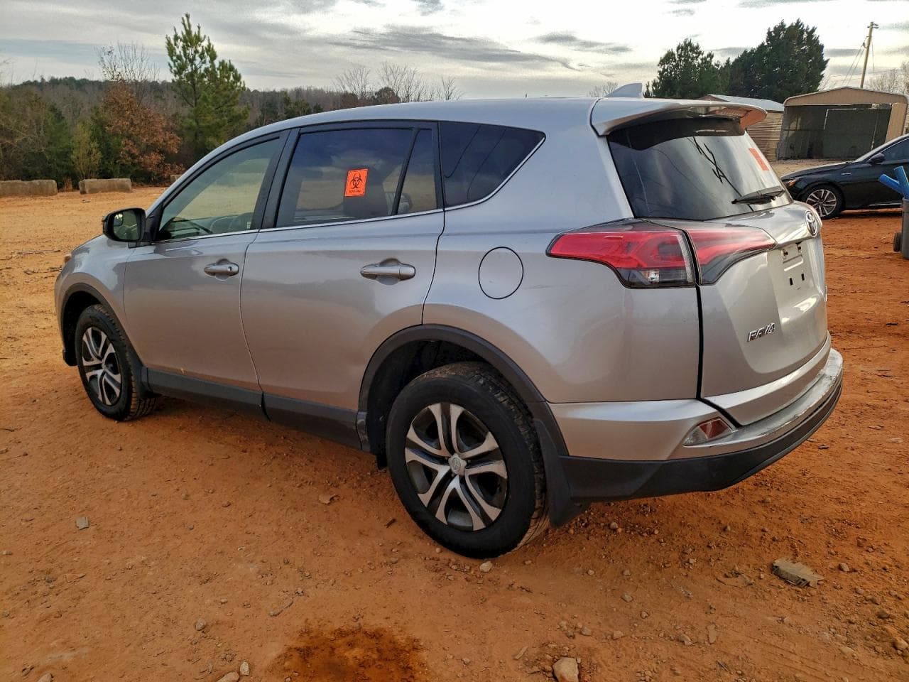 2018 Toyota Rav4 Le - foto 2
