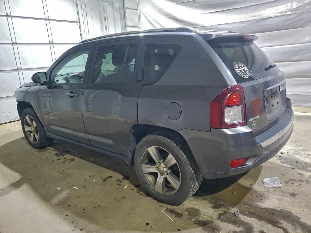 2016 Jeep Compass Latitude - foto 2