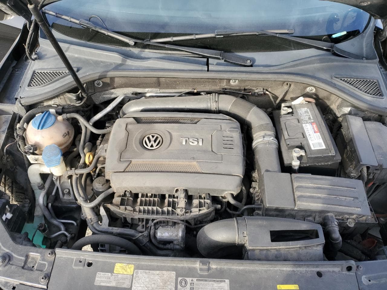 2015 Volkswagen Passat z USA