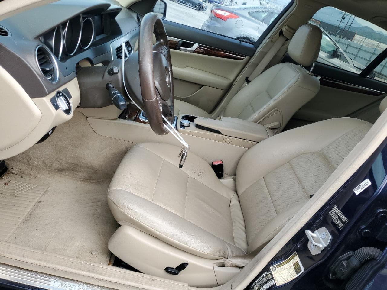2010 Mercedes-Benz C 250 - foto 4