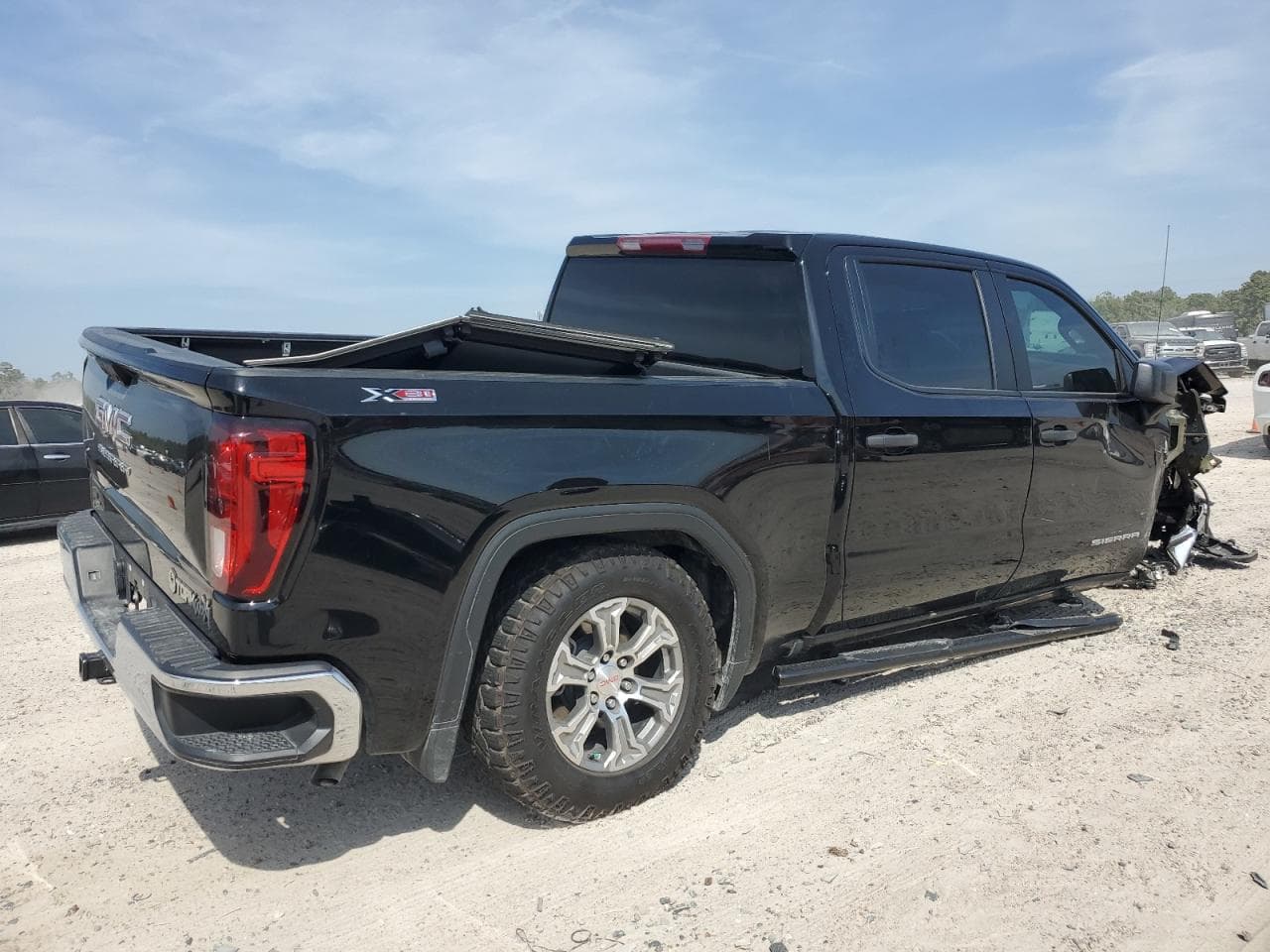2023 GMC Sierra K1500 - foto 3