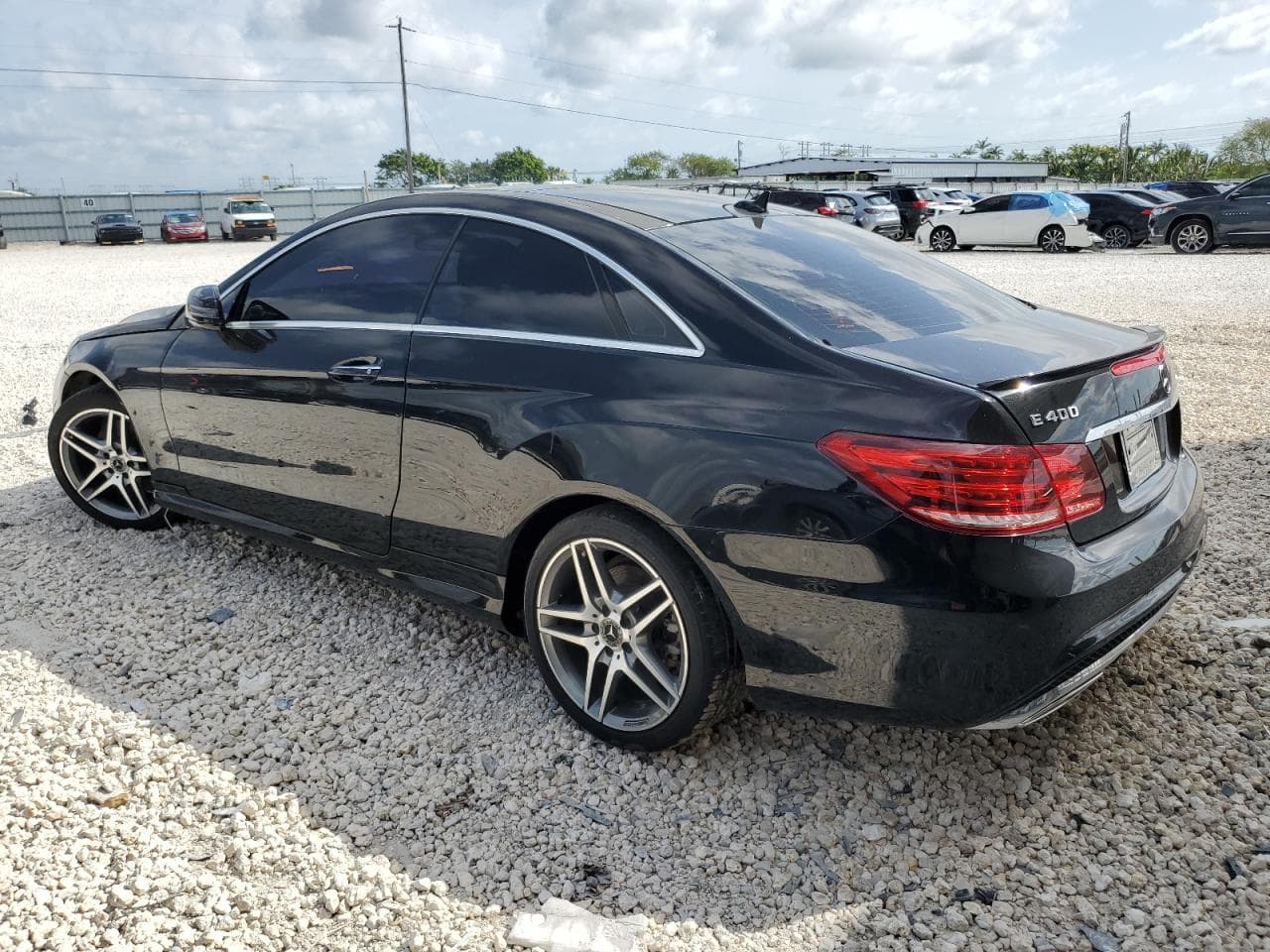 2017 Mercedes-Benz E 400 - foto 2