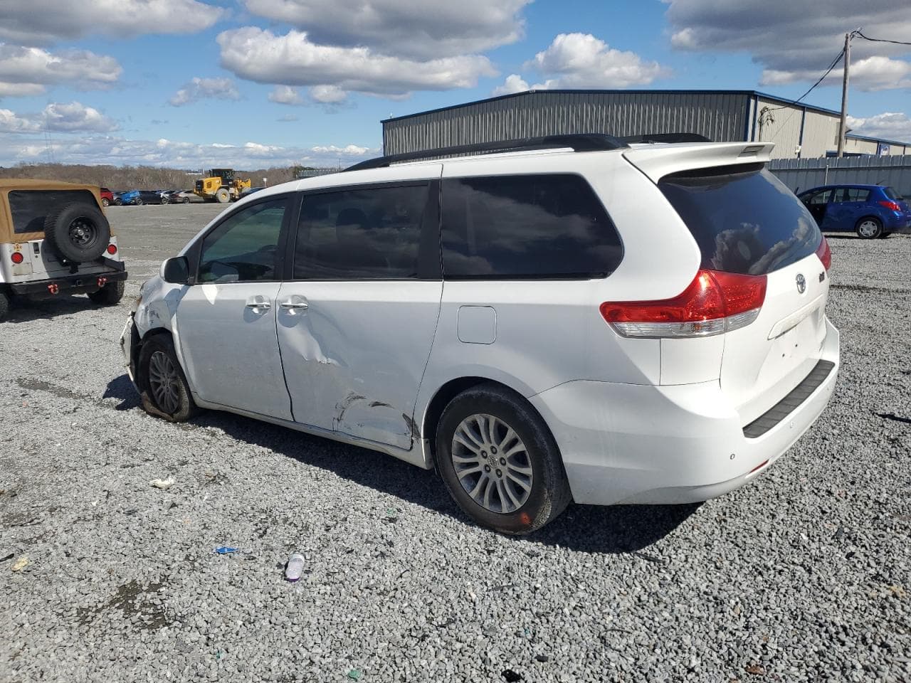 2013 Toyota Sienna Xle - foto 2