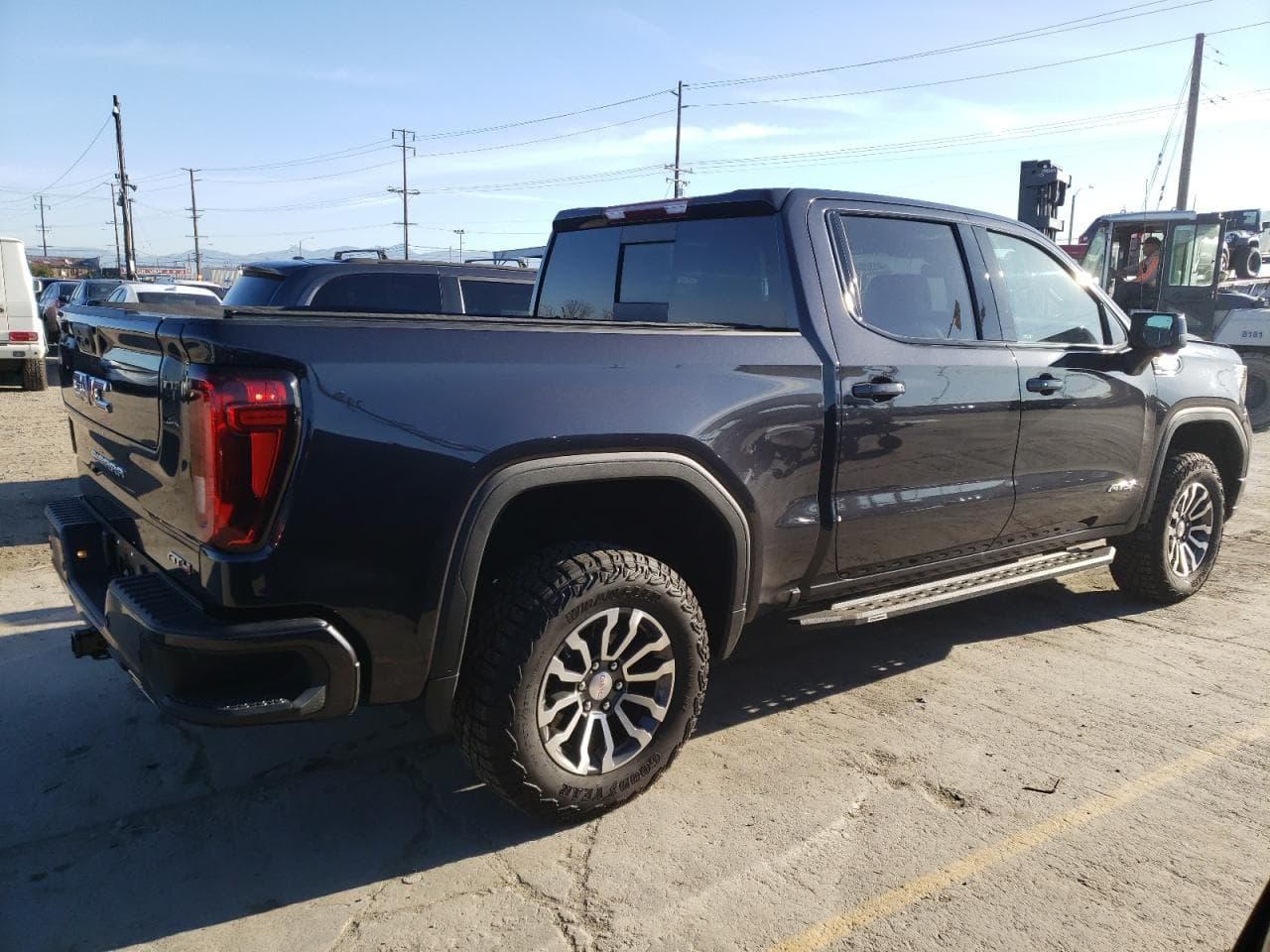 2023 GMC Sierra K1500 At4 - foto 3