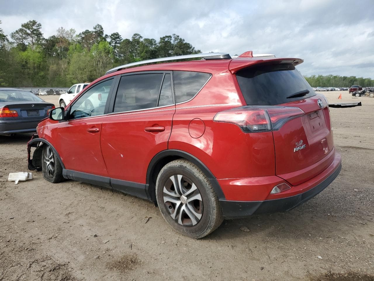 2016 Toyota Rav4 Le - foto 2