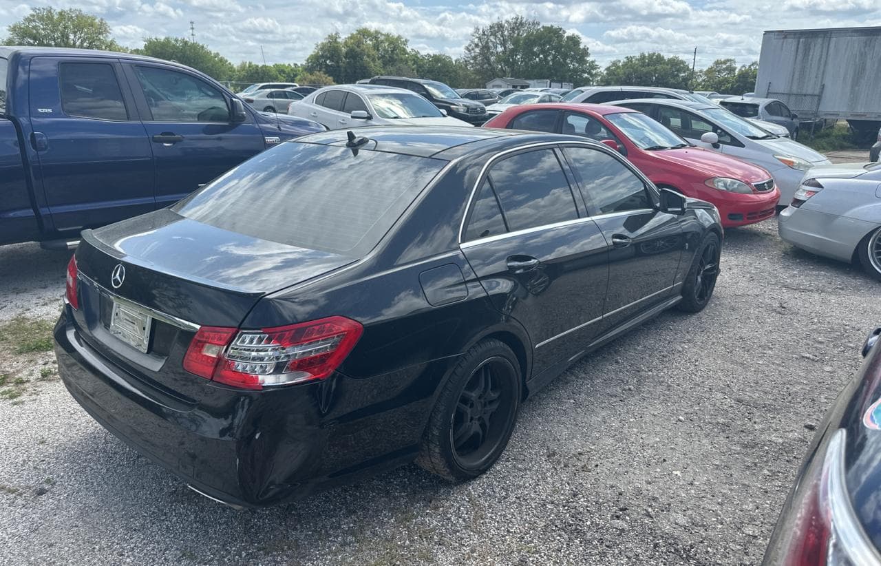 2011 Mercedes-Benz E 350 4Matic - foto 4