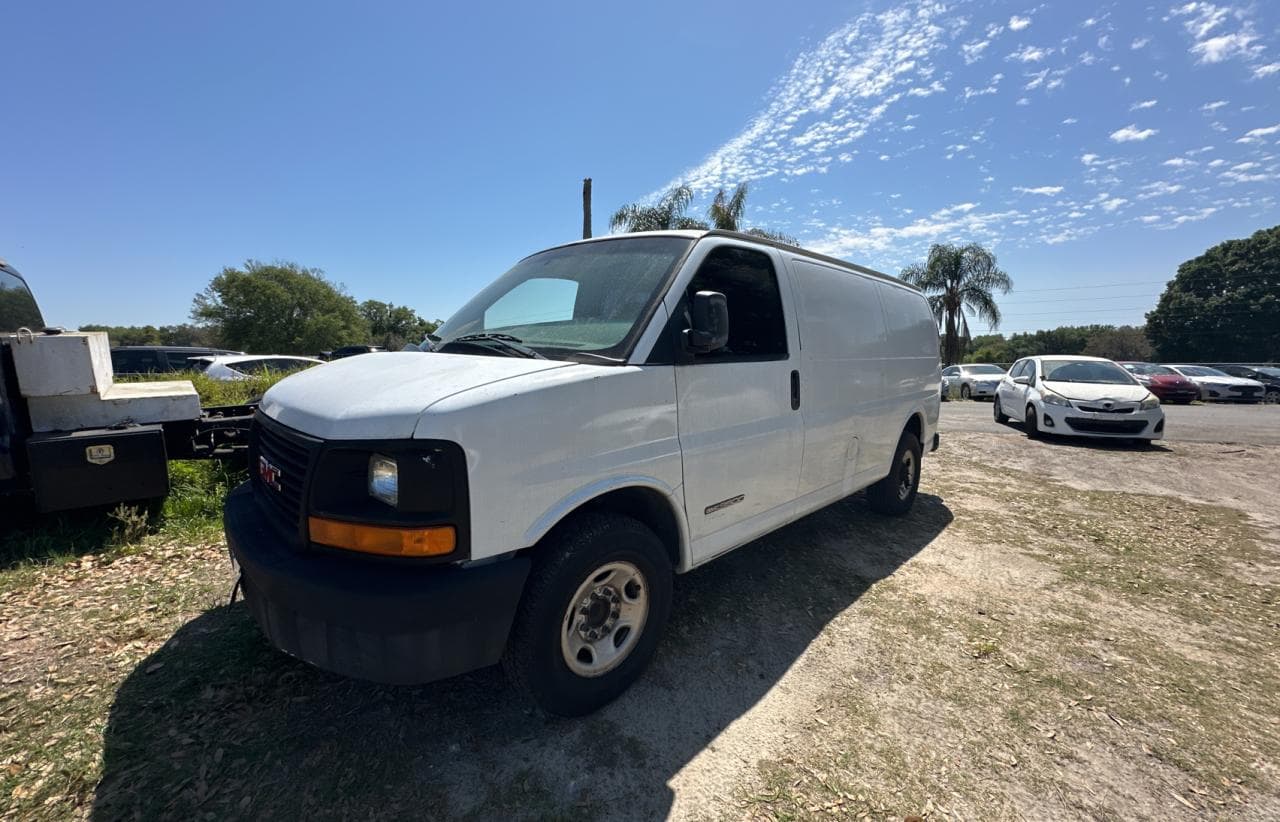 2003 GMC Savana G3500 - foto 3