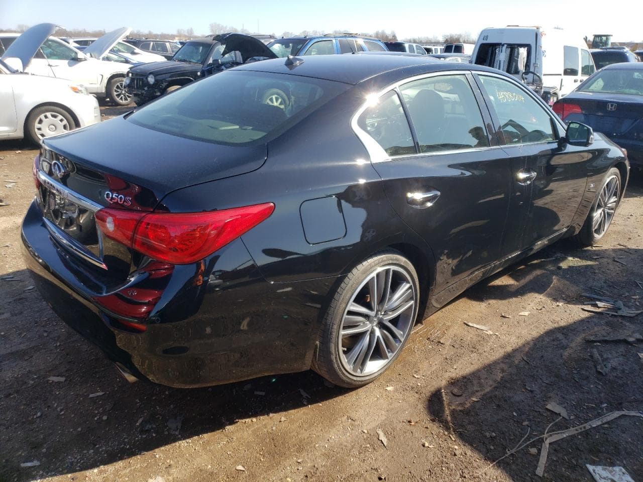 2015 Infiniti Q50 Sport - foto 3