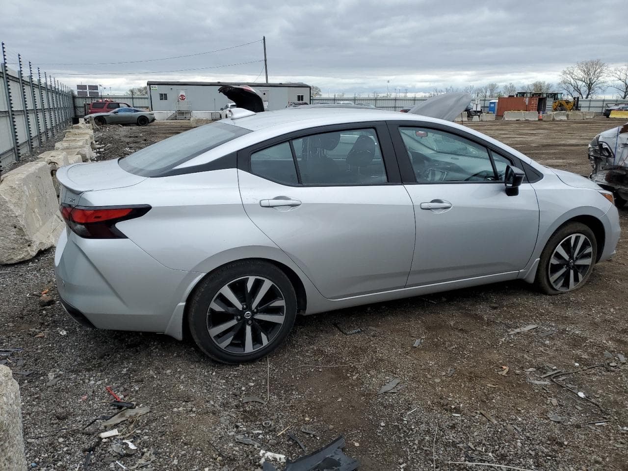 2021 Nissan Versa Sr Xtronic Cvt - foto 3