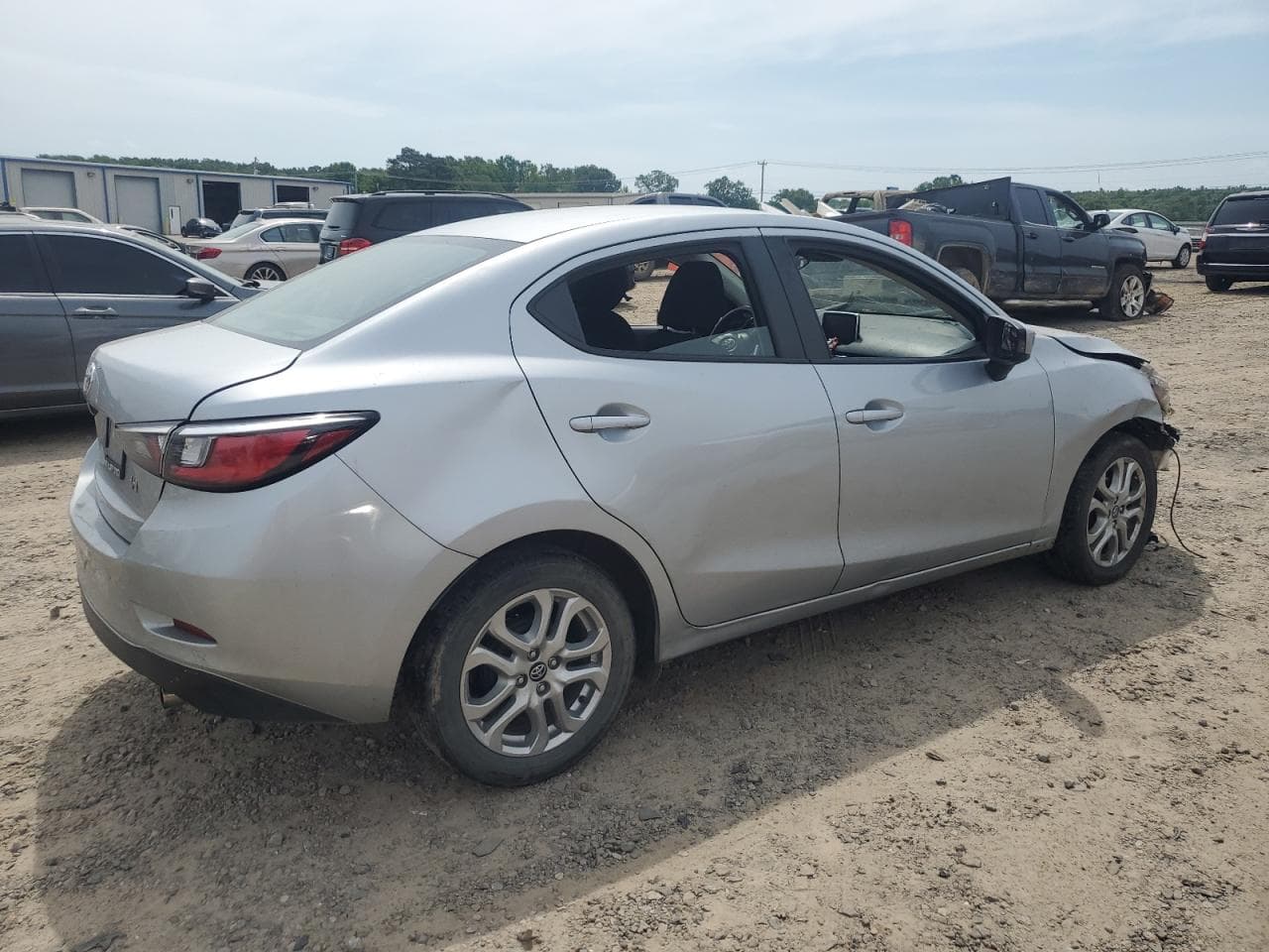 2018 Toyota Yaris Ia - foto 3