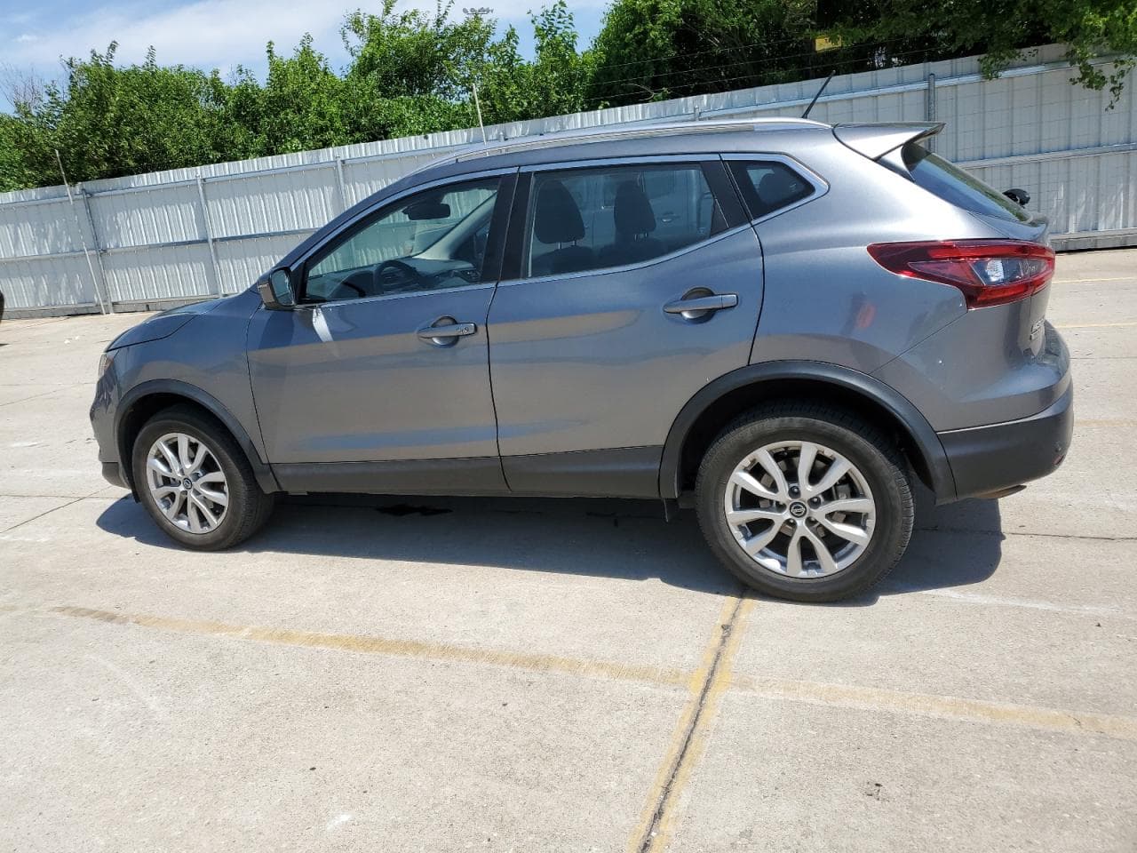 2021 Nissan Rogue Sport Sv - foto 2