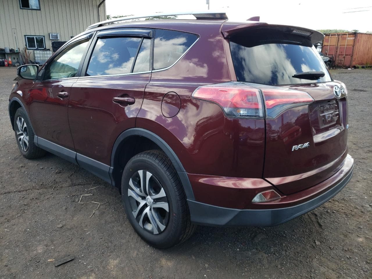 2016 Toyota Rav4 Le - foto 2