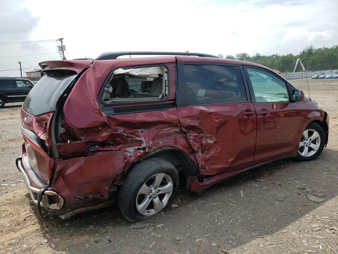 2013 Toyota Sienna Le - foto 3