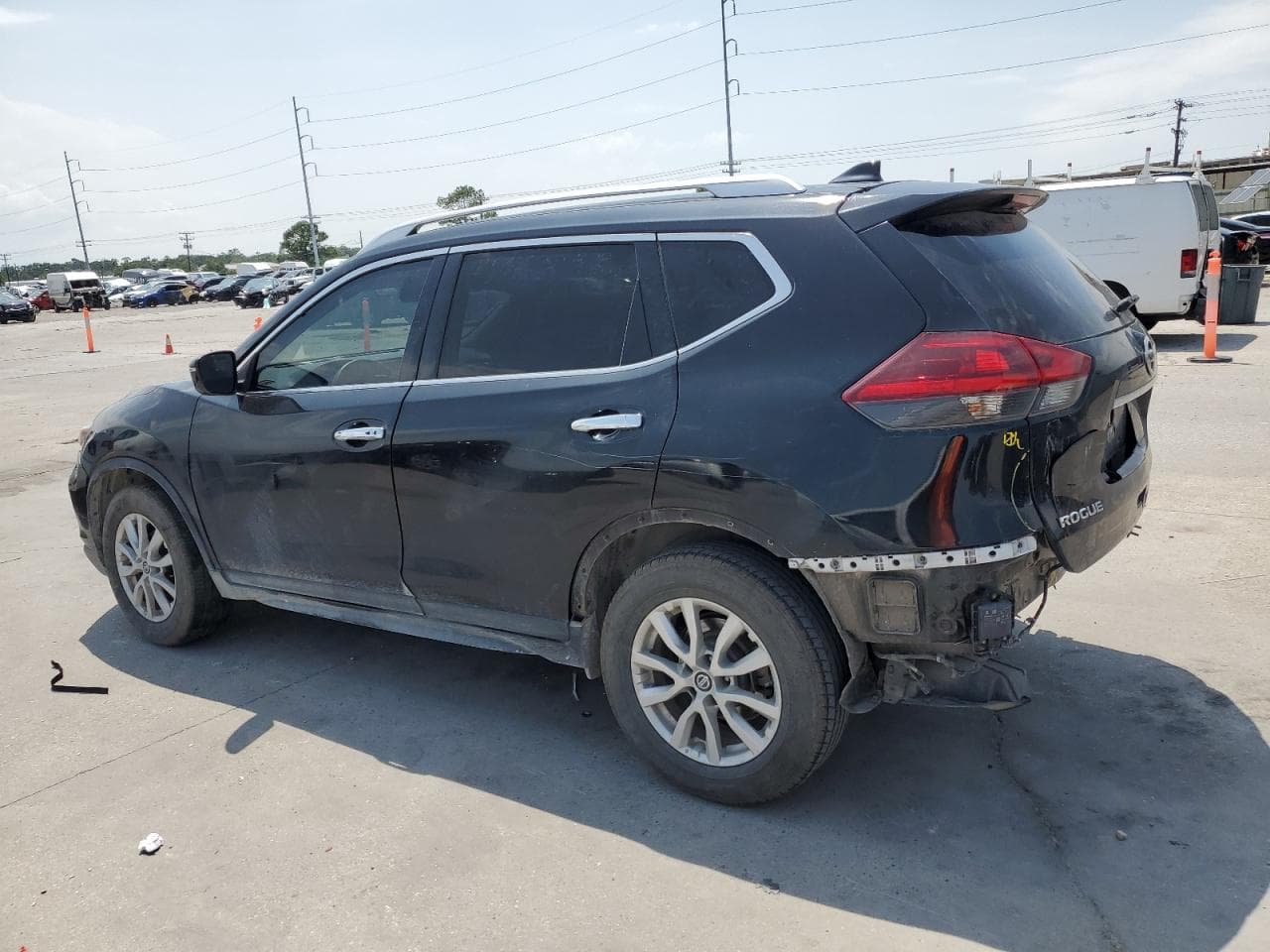 2019 Nissan Rogue S - foto 2