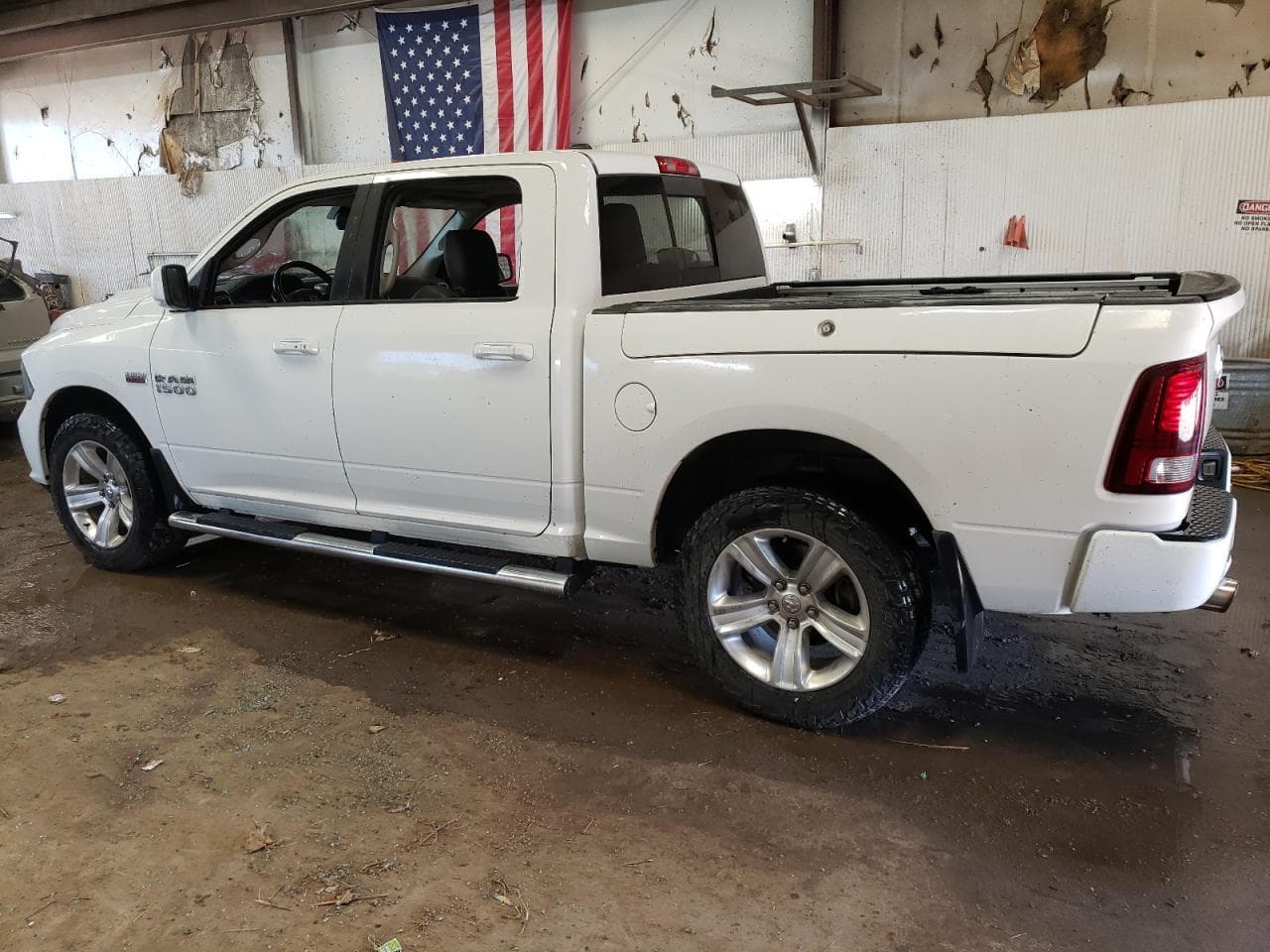 2013 Ram 1500 Sport - foto 2
