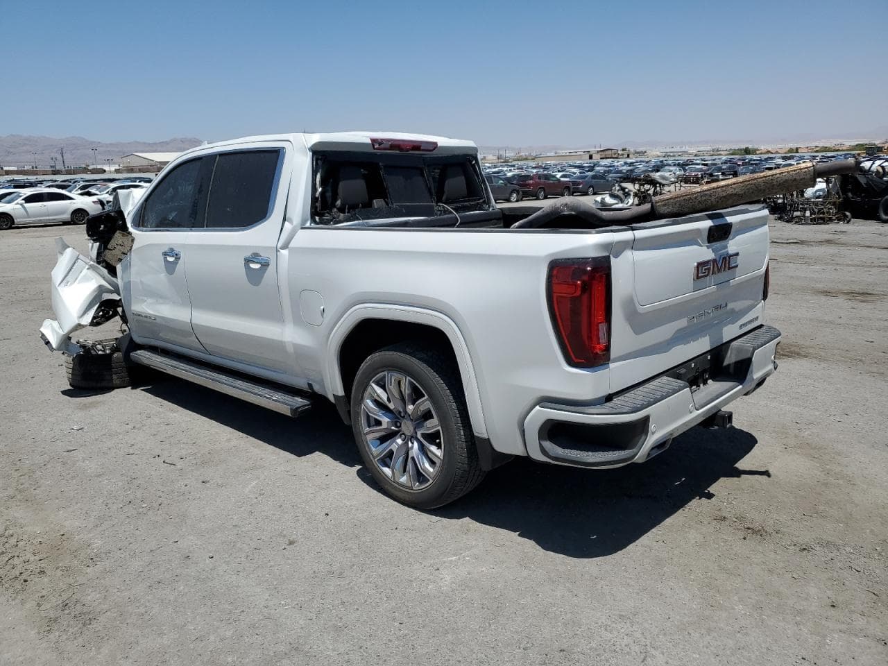 2022 GMC Sierra K1500 Denali - foto 2