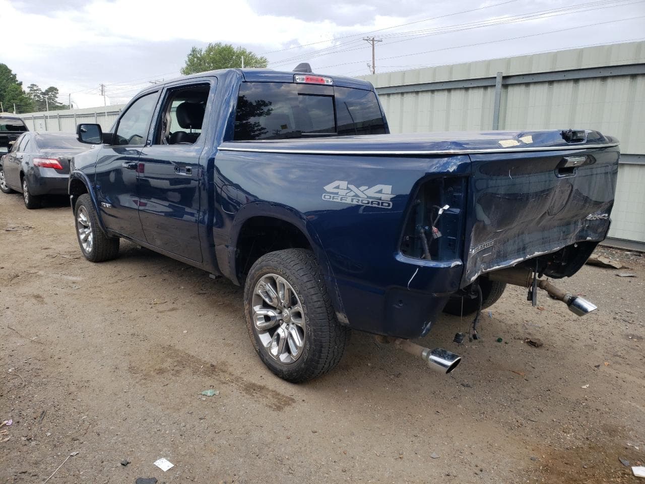 2022 Ram 1500 Laramie - foto 2