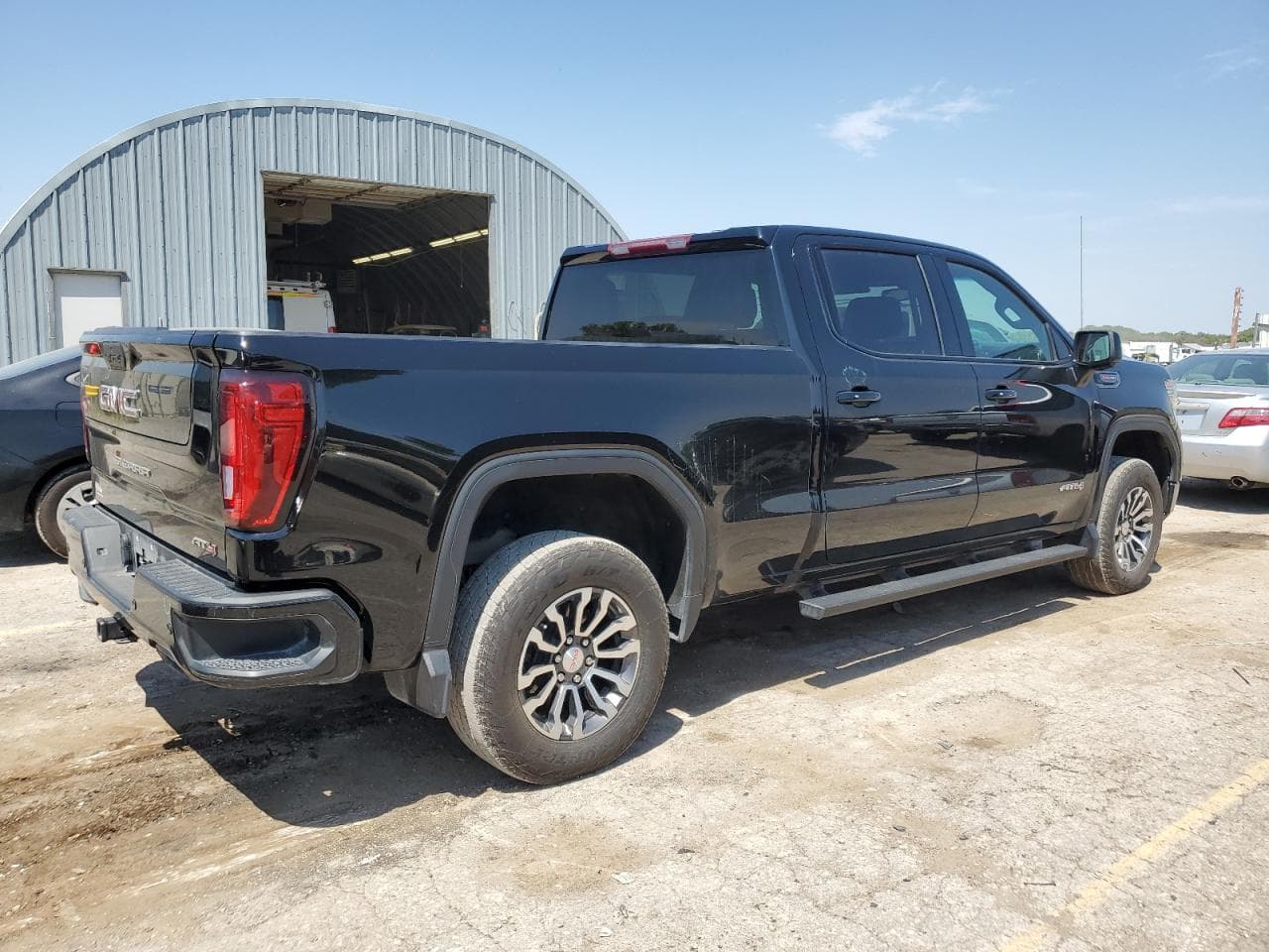 2020 GMC Sierra K1500 At4 - foto 3