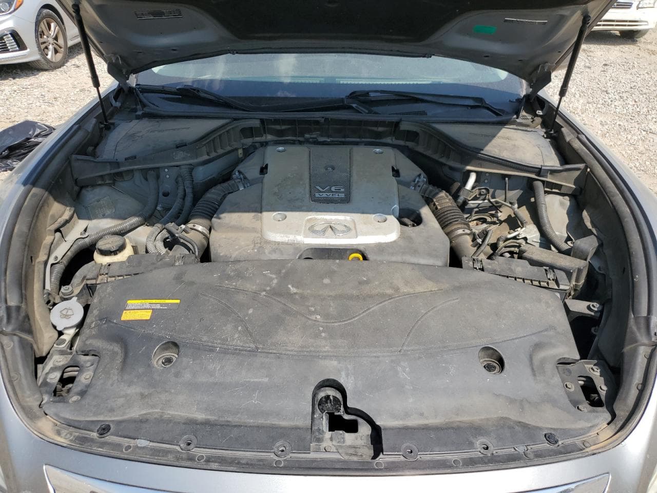 2011 Infiniti M37 - foto 4