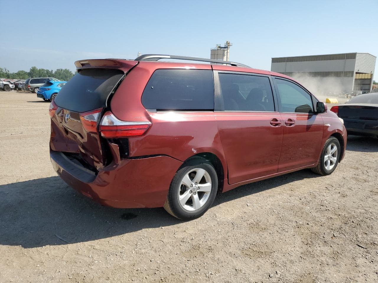 2017 Toyota Sienna Le - foto 3