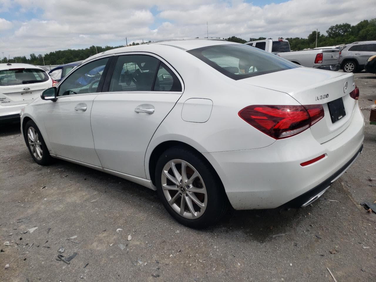 2020 Mercedes-Benz A 220 4Matic - foto 2