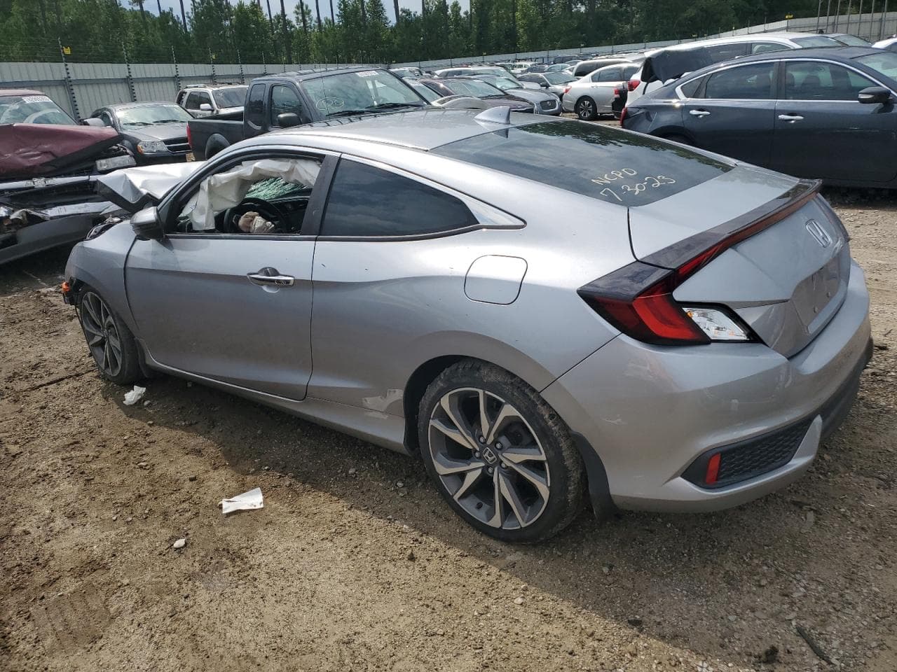 2019 Honda Civic Touring - foto 2