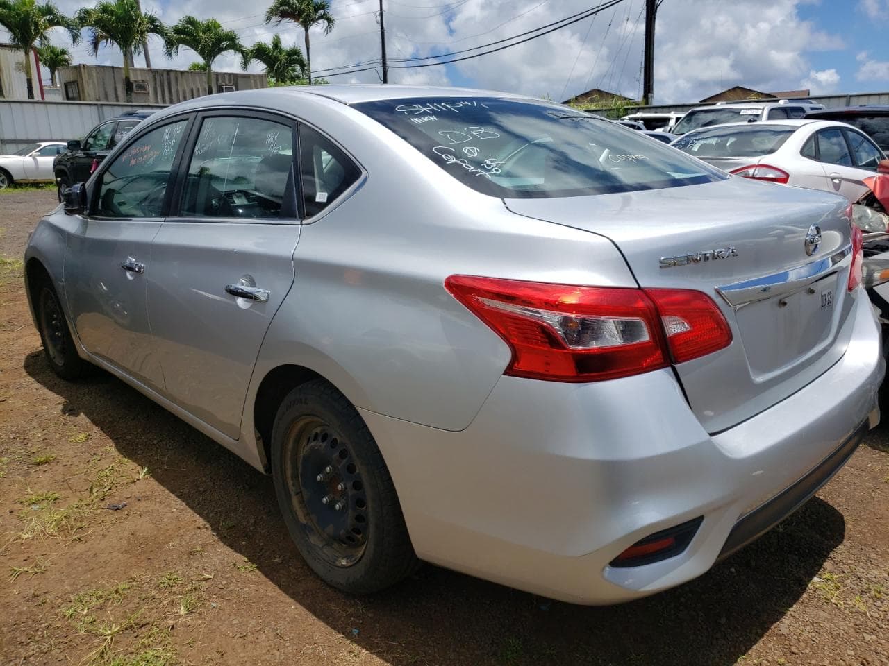 2019 Nissan Sentra S - foto 2